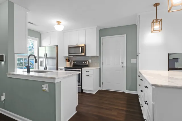 $284,900 | 329 Reagan Drive, Summerville, SC 29486