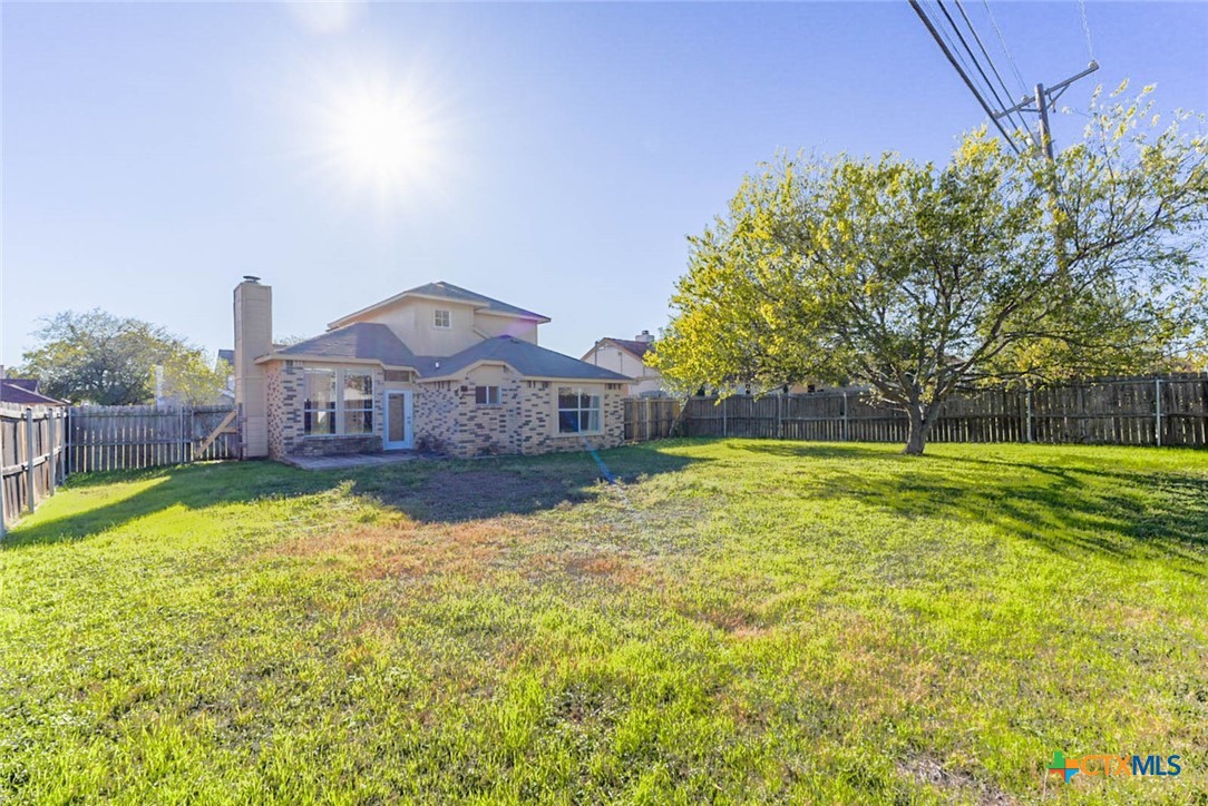 2305 Fieldstone Drive Killeen, TX 76549 - Photo 18 of 18 a house view with swimming pool in front of it