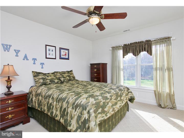 986 Elk Road Monroeville, NJ 08343 - Photo 17 of 25 Bedroom 3