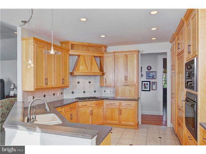 986 Elk Road Monroeville, NJ 08343 - Photo 7 of 25 Kitchen