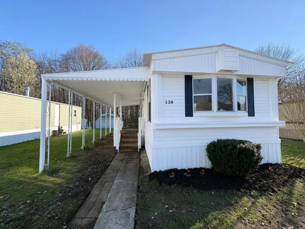 $57,900 | 1281 East Pontaluna Road, Unit 138, Norton Shores, MI 49456