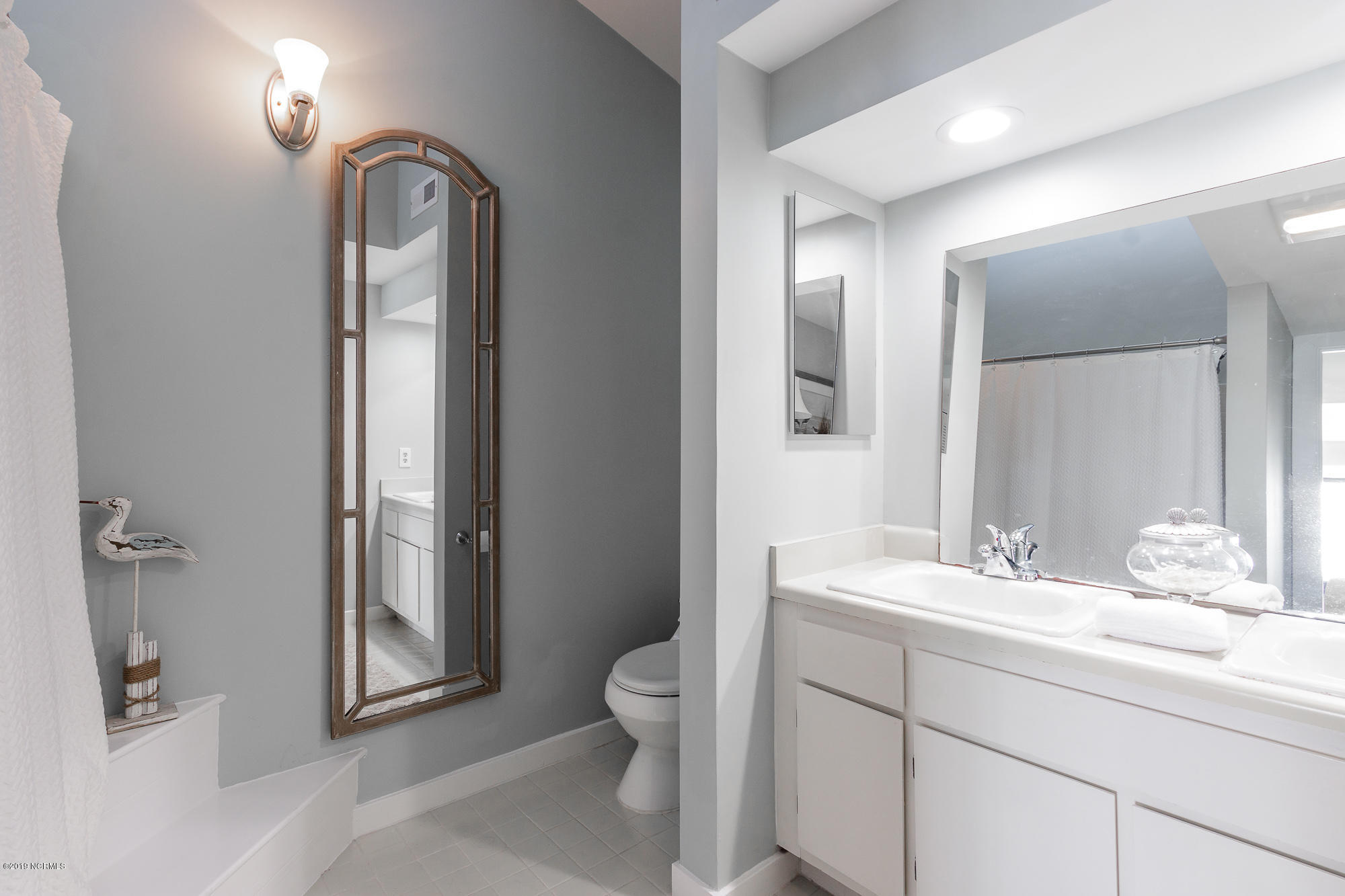 565 Salter Path Road, Unit X3 Pine Knoll Shores, NC 28512 - Photo 18 of 61 En suite master bath
