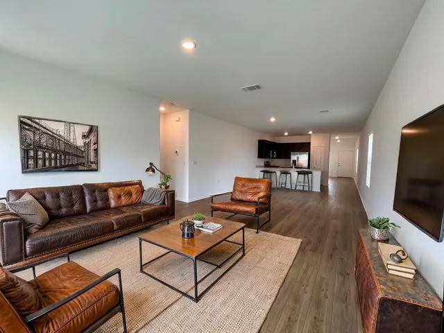 $1,945 | 14413 Dora Amellia Cove, Pflugerville, TX 78660