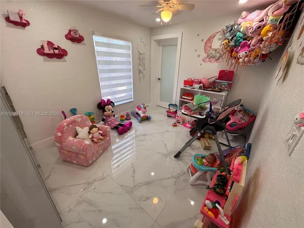 $4,000 | 10412 Southwest 173rd Street, Miami, FL 33157