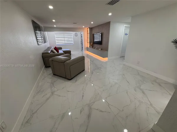 $4,000 | 10412 Southwest 173rd Street, Miami, FL 33157