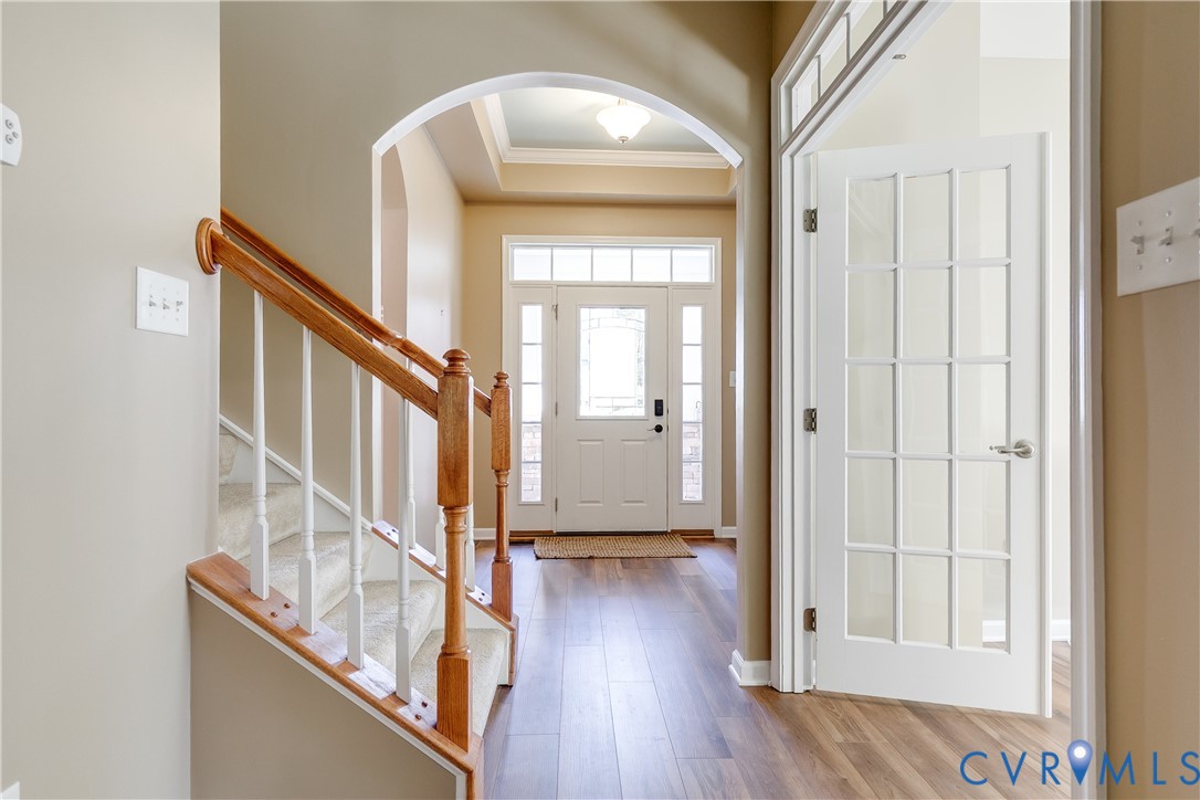 7538 South Franklins Way Quinton, VA 23141 - Photo 7 of 48 a view of an entryway with wooden floor