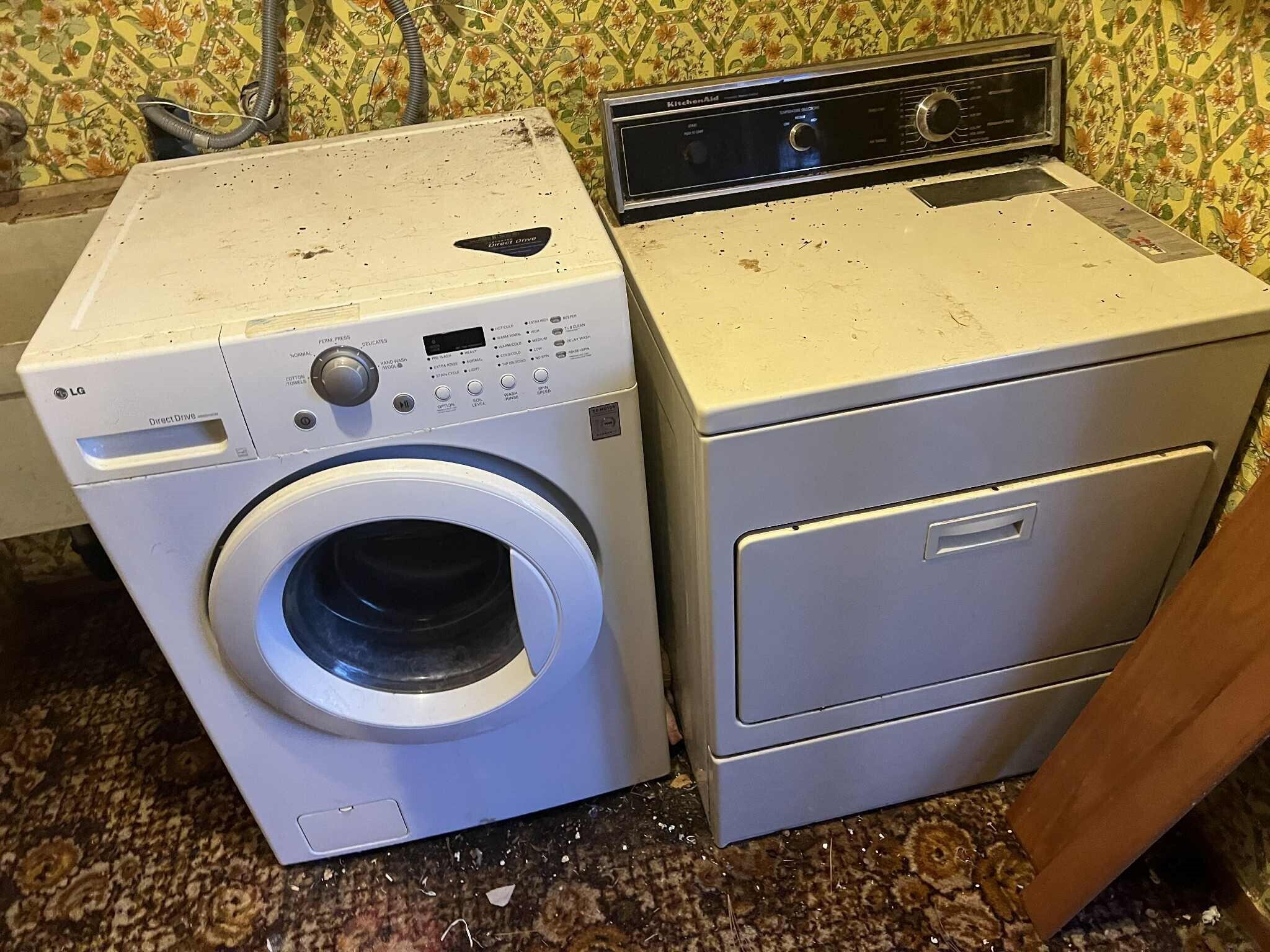 29140 South Cow Creek Road Whitmore, CA 96096 - Photo 38 of 54 WASHER & DRYER