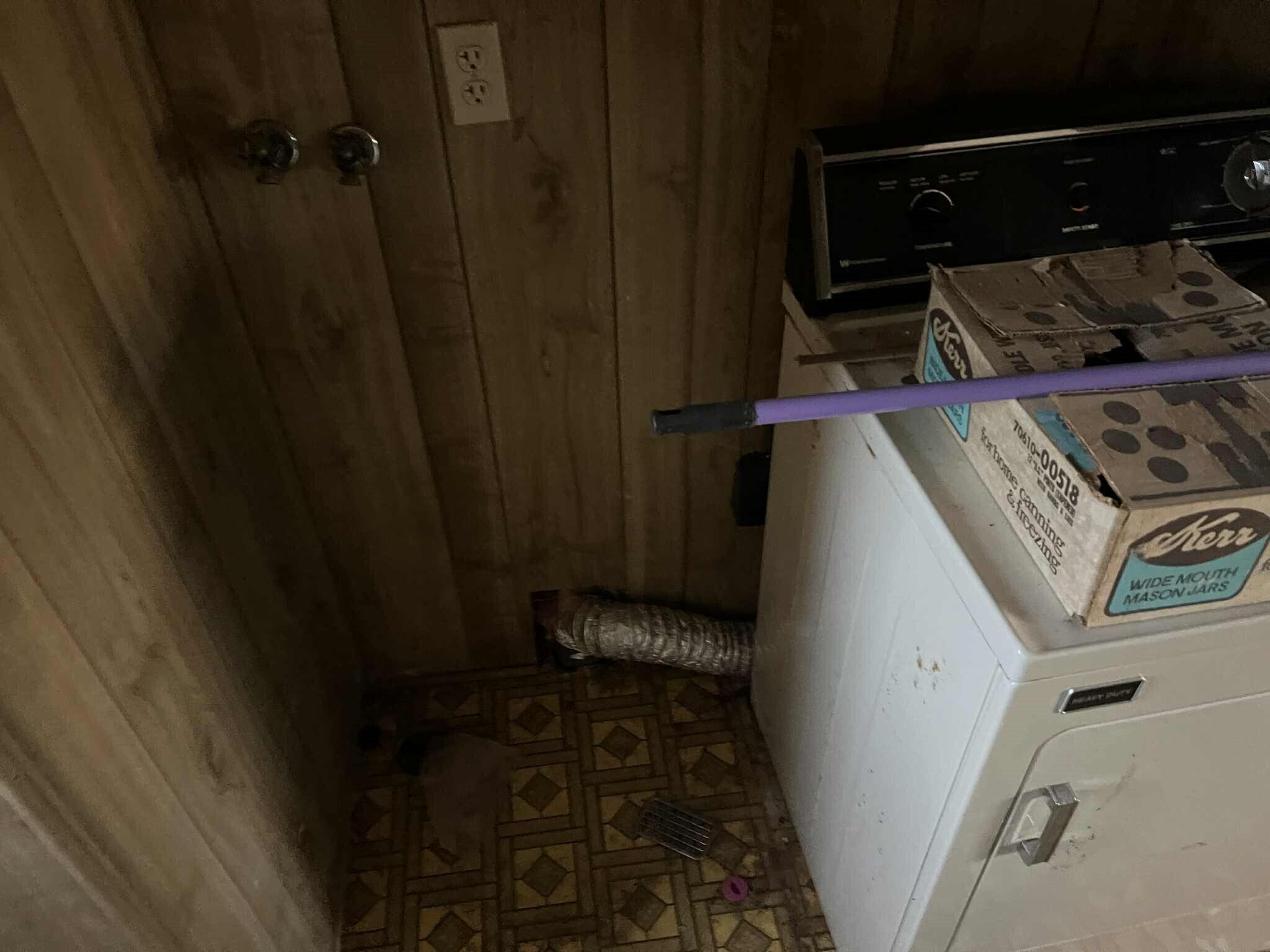 29140 South Cow Creek Road Whitmore, CA 96096 - Photo 52 of 54 MOBILE LAUNDRY