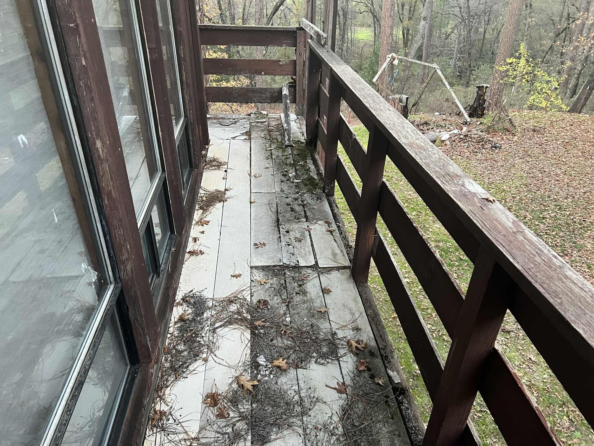 29140 South Cow Creek Road Whitmore, CA 96096 - Photo 8 of 54 BALCONY