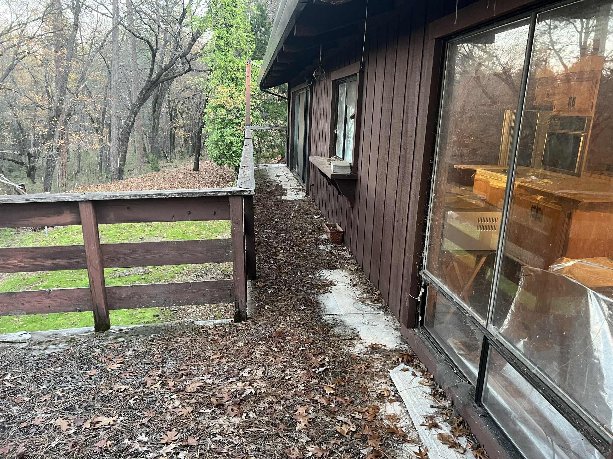 29140 South Cow Creek Road Whitmore, CA 96096 - Photo 9 of 54 DECK 1