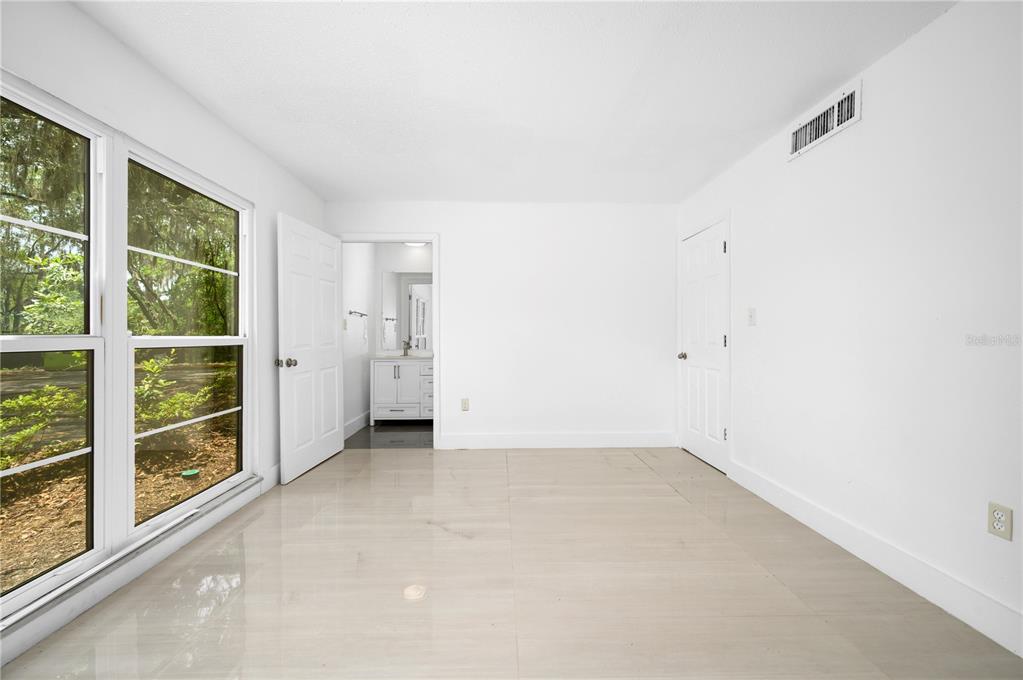 2811 Southwest Archer Road, Unit T157 Gainesville, FL 32608 - Photo 12 of 30