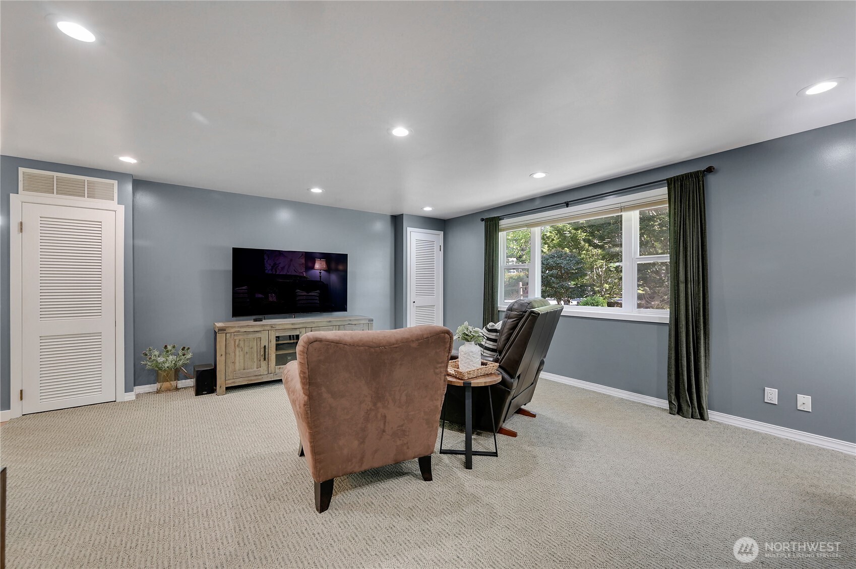 10157 Northeast 200th Street Bothell, WA 98011 - Photo 14 of 38