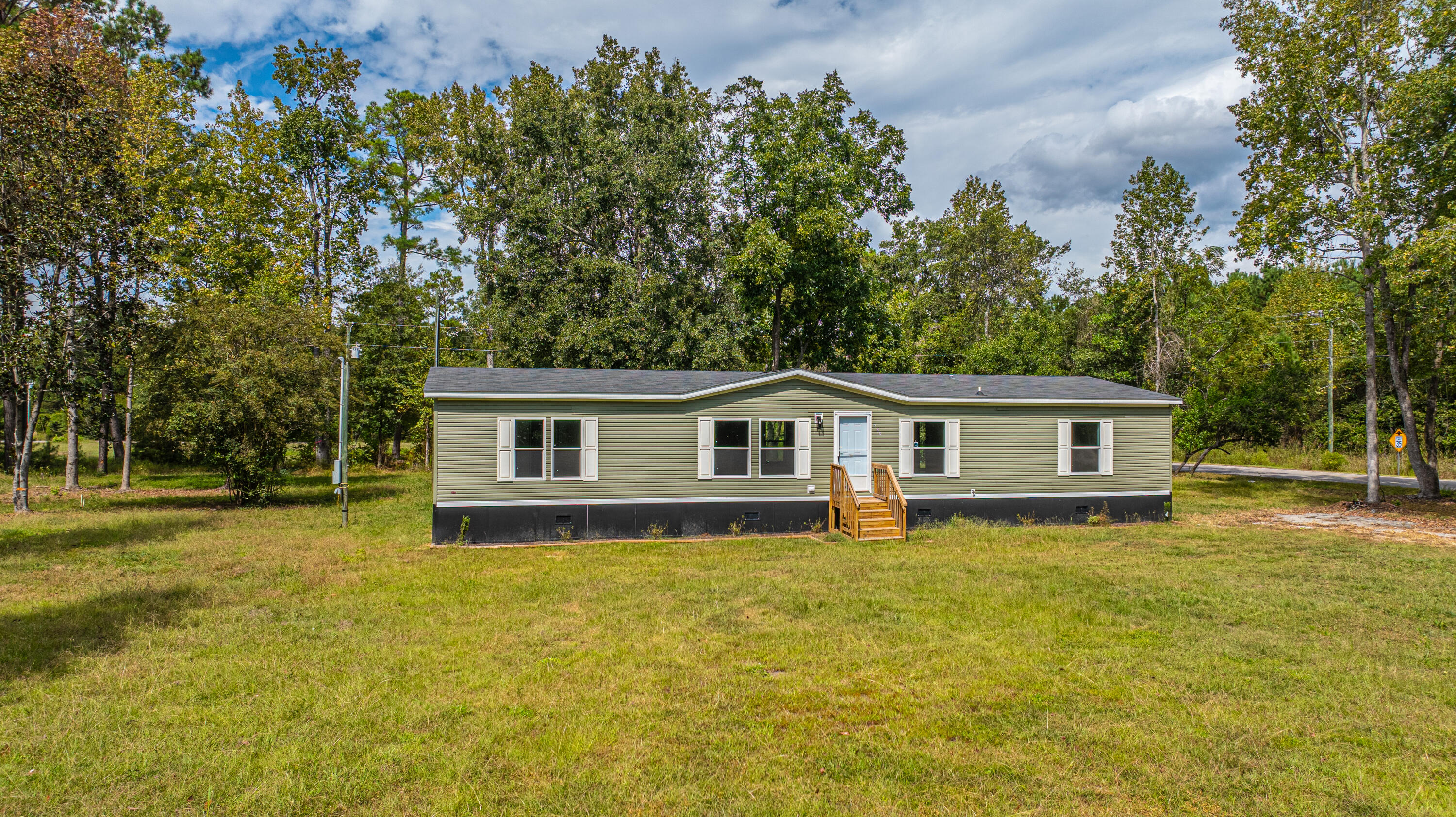 606 Rabbitpatch Lane St. Stephen, SC 29479 - Photo 46 of 72 606RabbitpatchLn043
