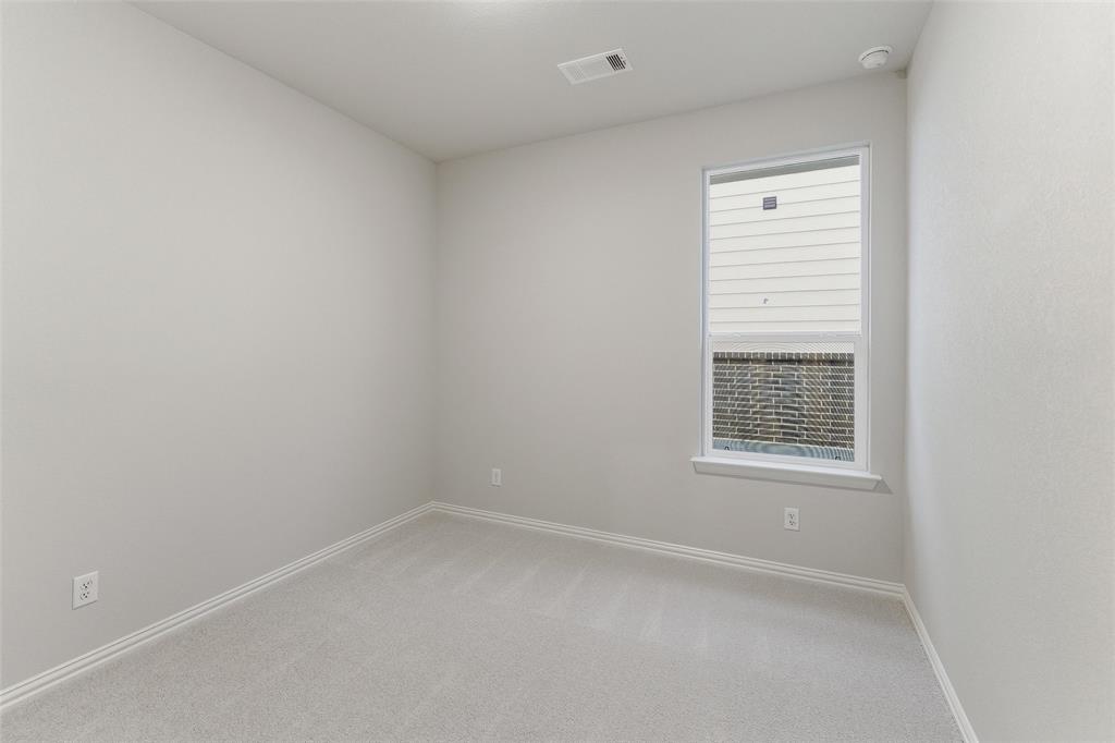 1329 Frio Drive Springtown, TX 76082 - Photo 14 of 25 Neutral tone wall finishes
