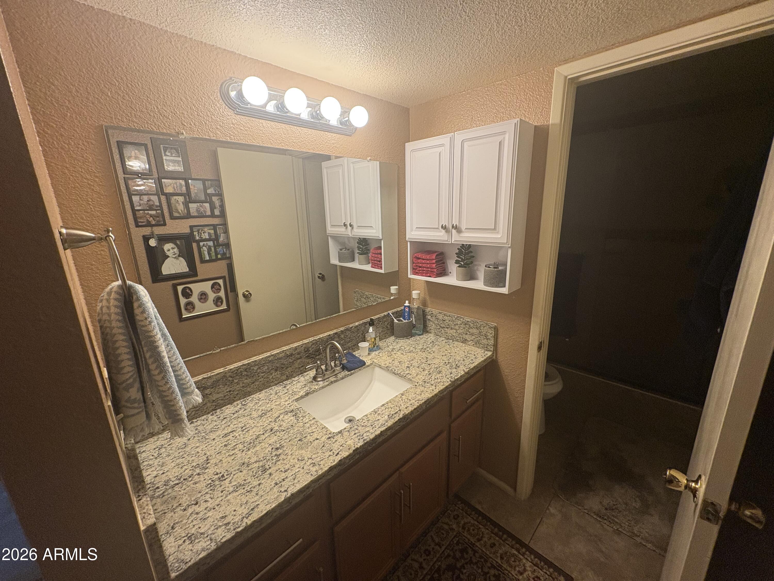 6711 West Osborn Road, Unit 46 Phoenix, AZ 85033 - Photo 18 of 27 IMG_3479