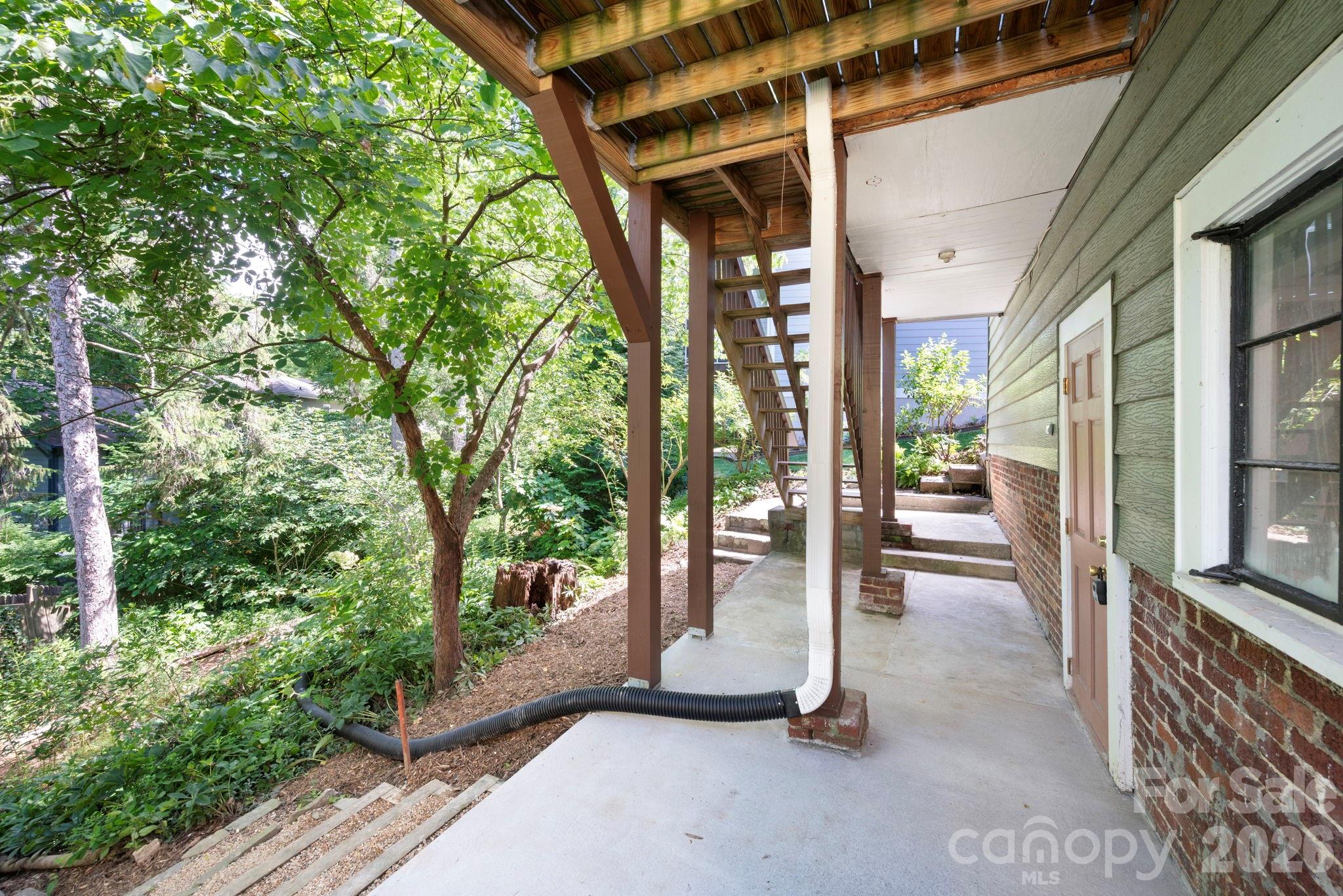 28 Chatham Road Asheville, NC 28804 - Photo 25 of 33