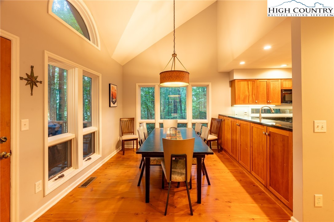 563 Oakley Green, Unit 563 Boone, NC 28607 - Photo 14 of 45