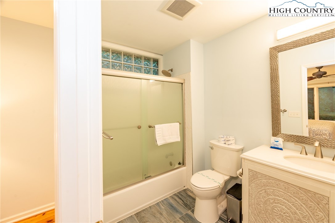 563 Oakley Green, Unit 563 Boone, NC 28607 - Photo 24 of 45