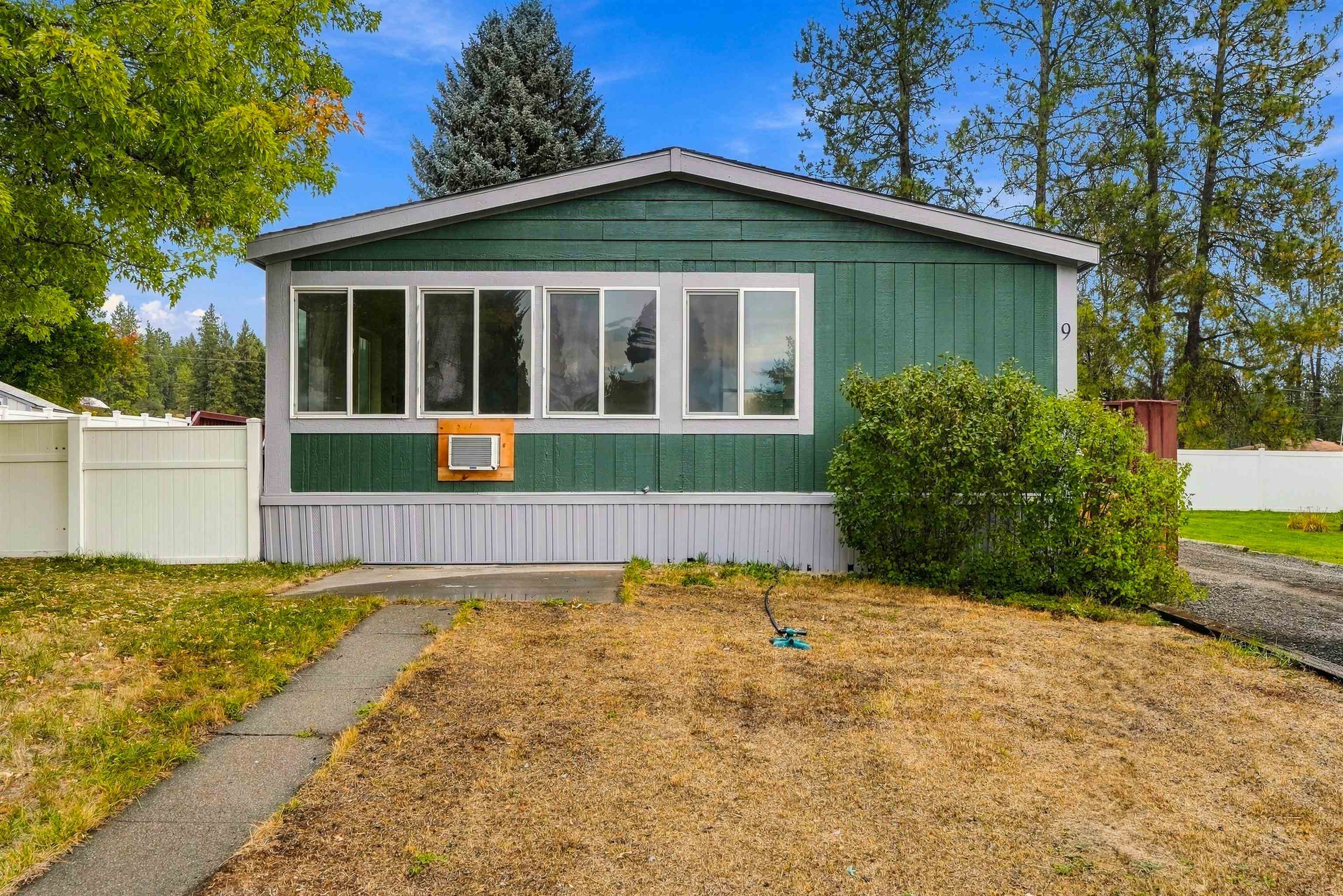 3110 East Chattaroy Road, Unit 9 Chattaroy, WA 99003 - Photo 2 of 27 Gallery Image 2