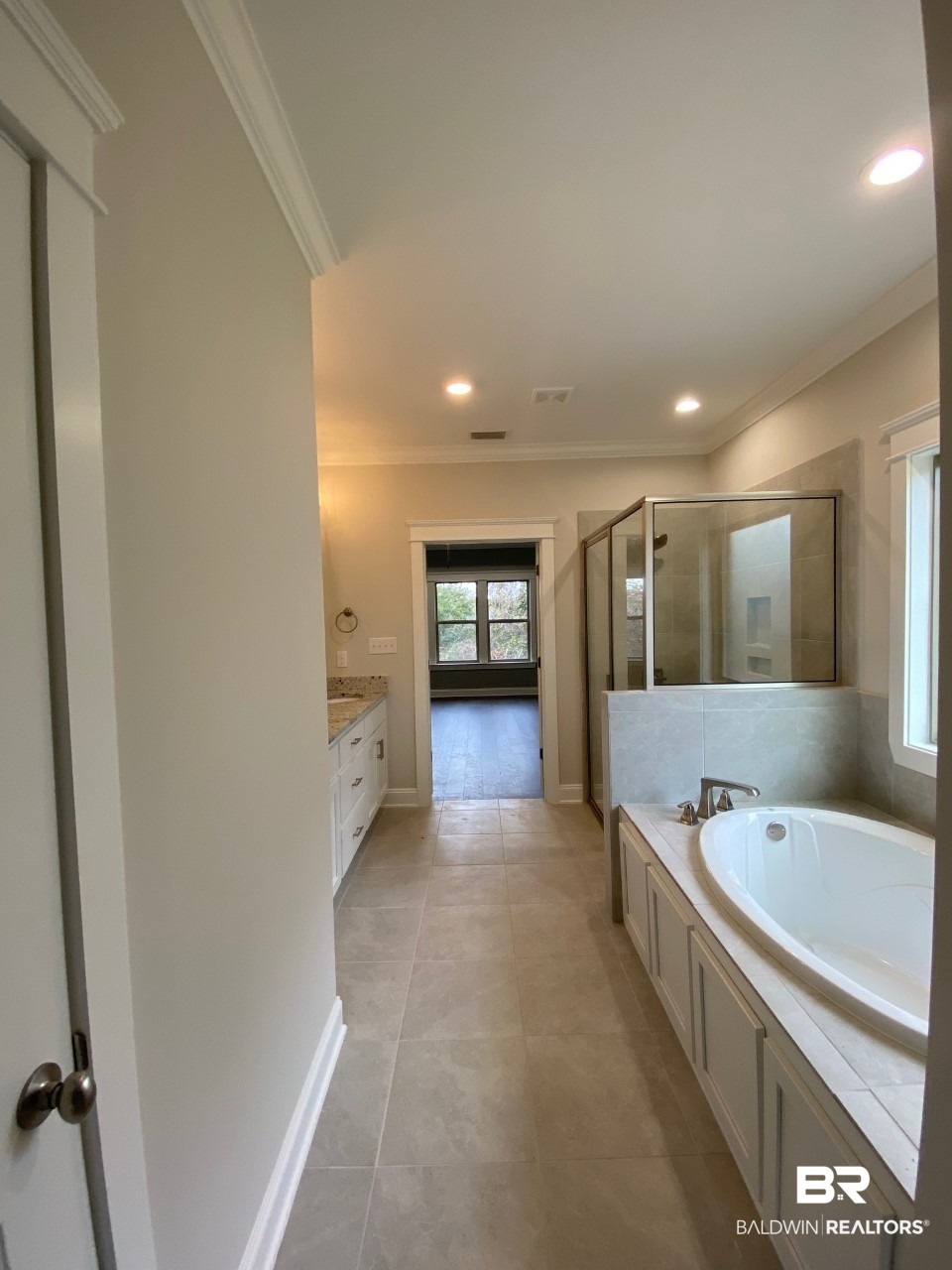 8727 Rosedown Lane Daphne, AL 36526 - Photo 13 of 35 Master Bath