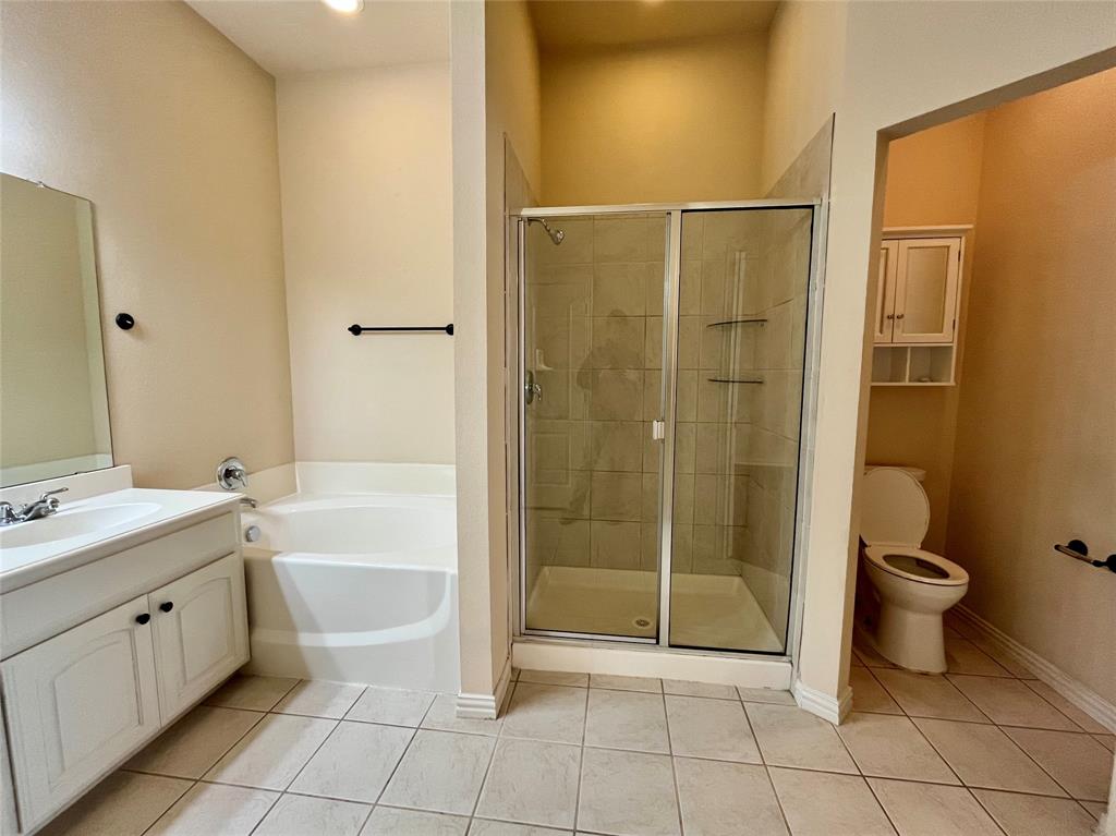 921 Raleigh Path Denton, TX 76208 - Photo 18 of 22