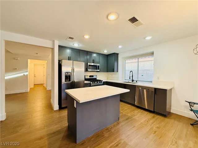 $2,900 | 1745 Mexican Poppy Street, Las Vegas, NV 89128