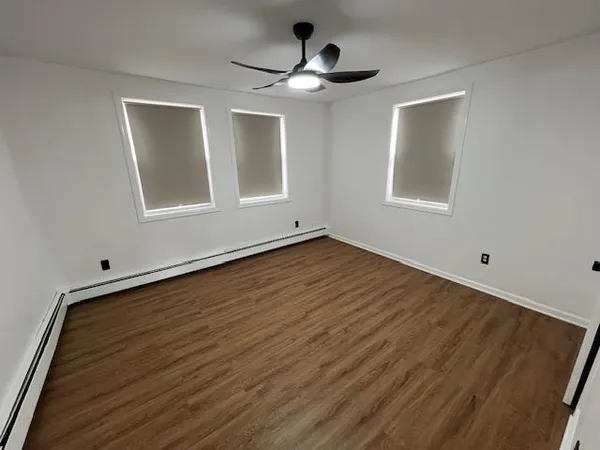 $2,350 | 15 George Street, Unit 2, Bayonne, NJ 07002