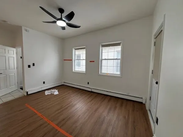 $2,350 | 15 George Street, Unit 2, Bayonne, NJ 07002