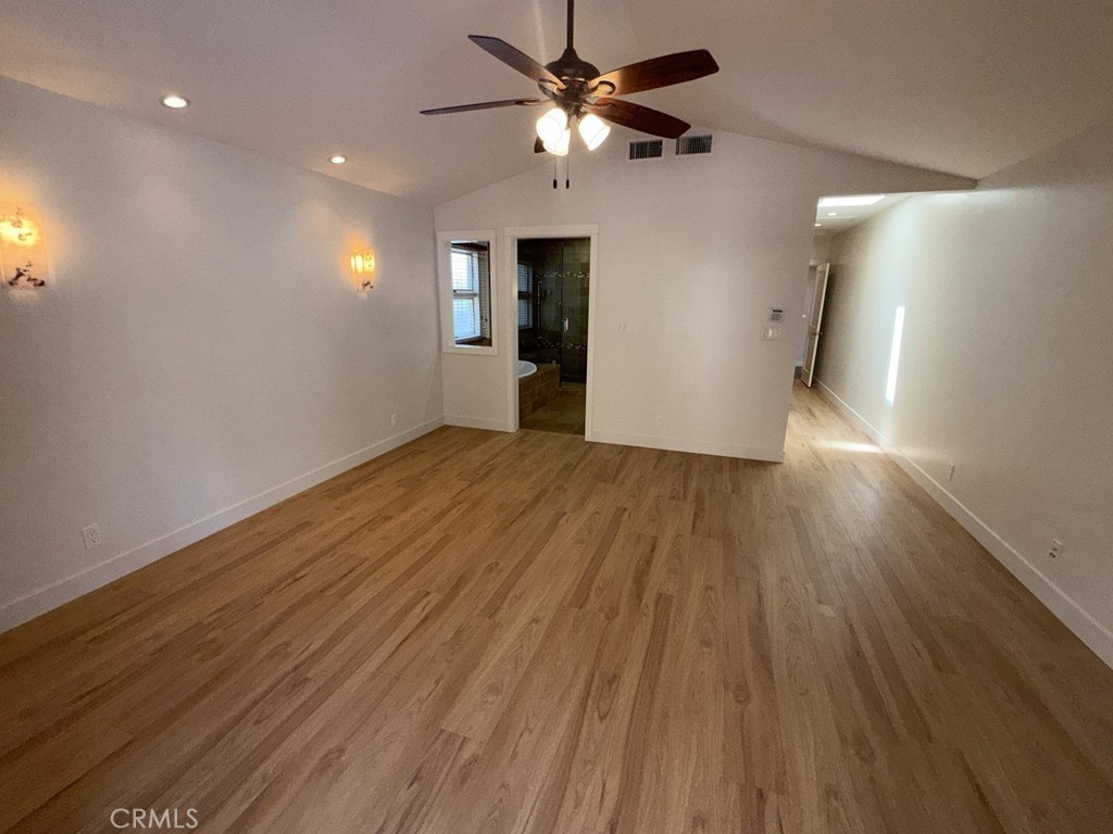 2746 North Kenneth Road Burbank, CA 91504 - Photo 12 of 29
