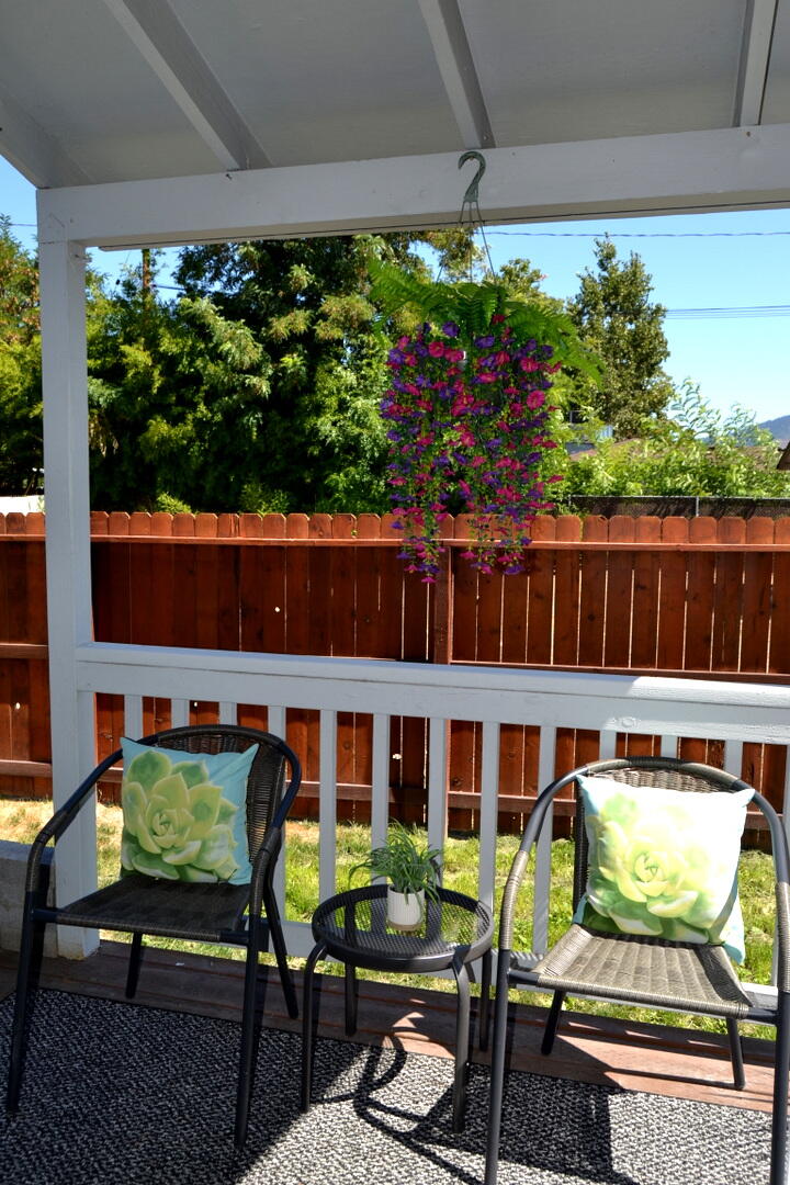 1471 Dowell Road Grants Pass, OR 97527 - Photo 22 of 31 DSC_6261