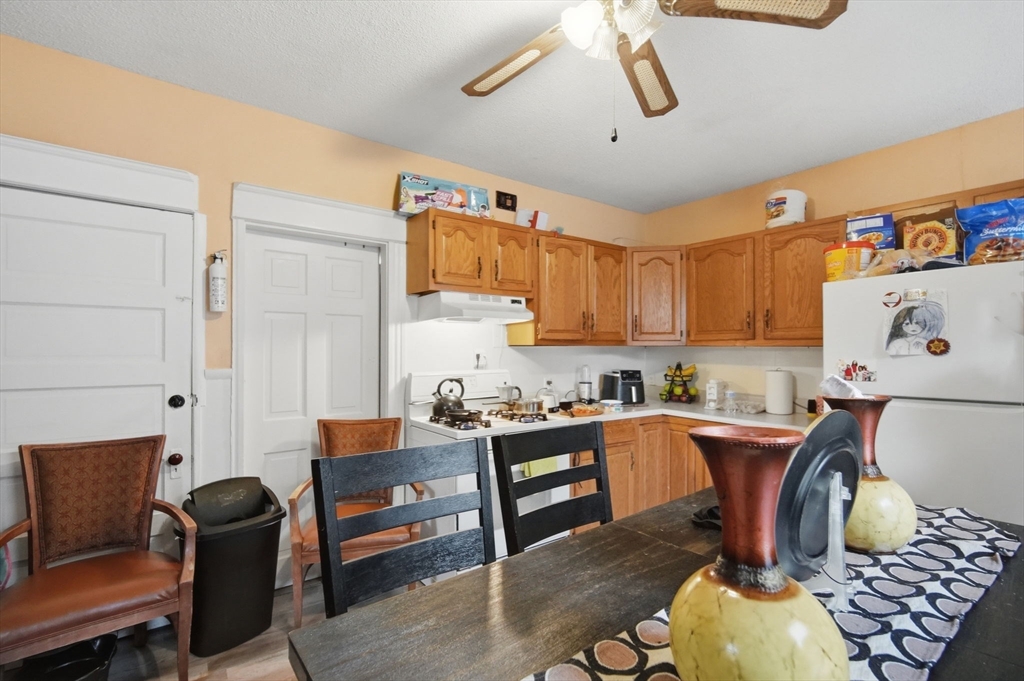 18-20 Kendall Street Springfield, MA 01104 - Photo 28 of 41
