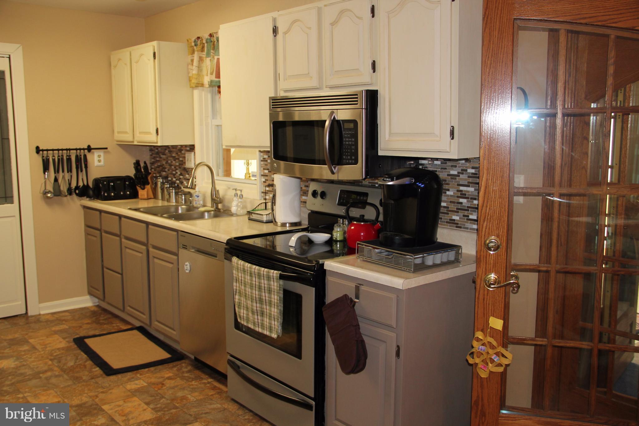 834 Joppa Farm Road Joppa, MD 21085 - Photo 11 of 17 Kitchen