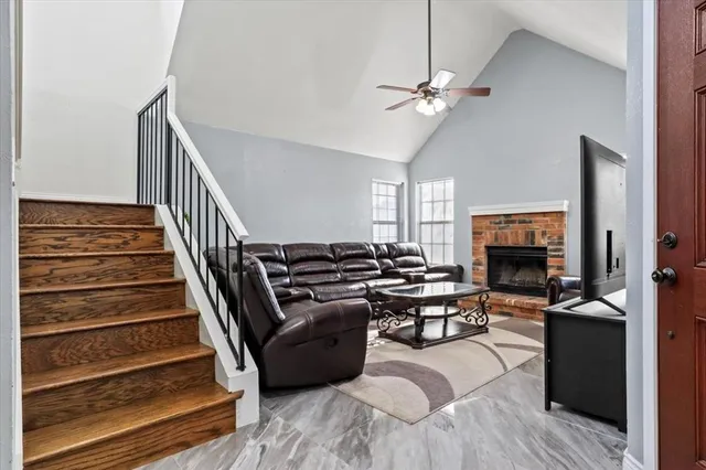 $289,999 | 4002 Bond Street, Rowlett, TX 75088