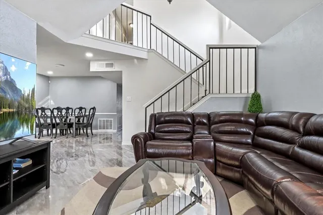 $289,999 | 4002 Bond Street, Rowlett, TX 75088