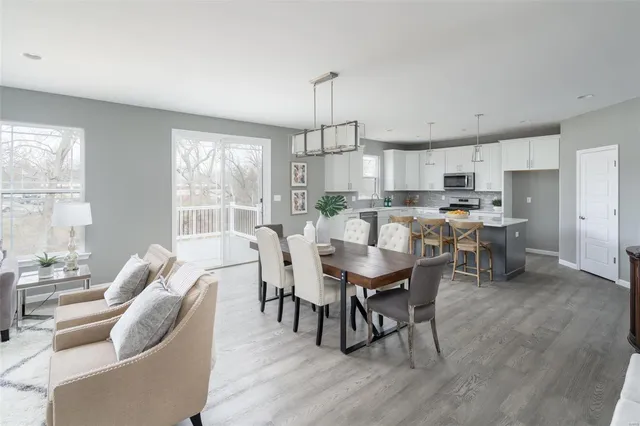 $454,900 | 1 Stratton @ Ryehill Manor Street, St. Peters, MO 63376