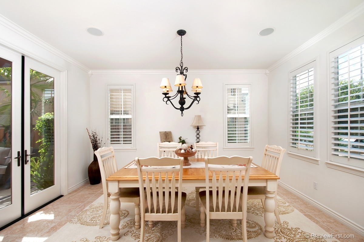 2661 Paradise Road Carlsbad, CA 92009 - Photo 2 of 25 Gallery Image 2