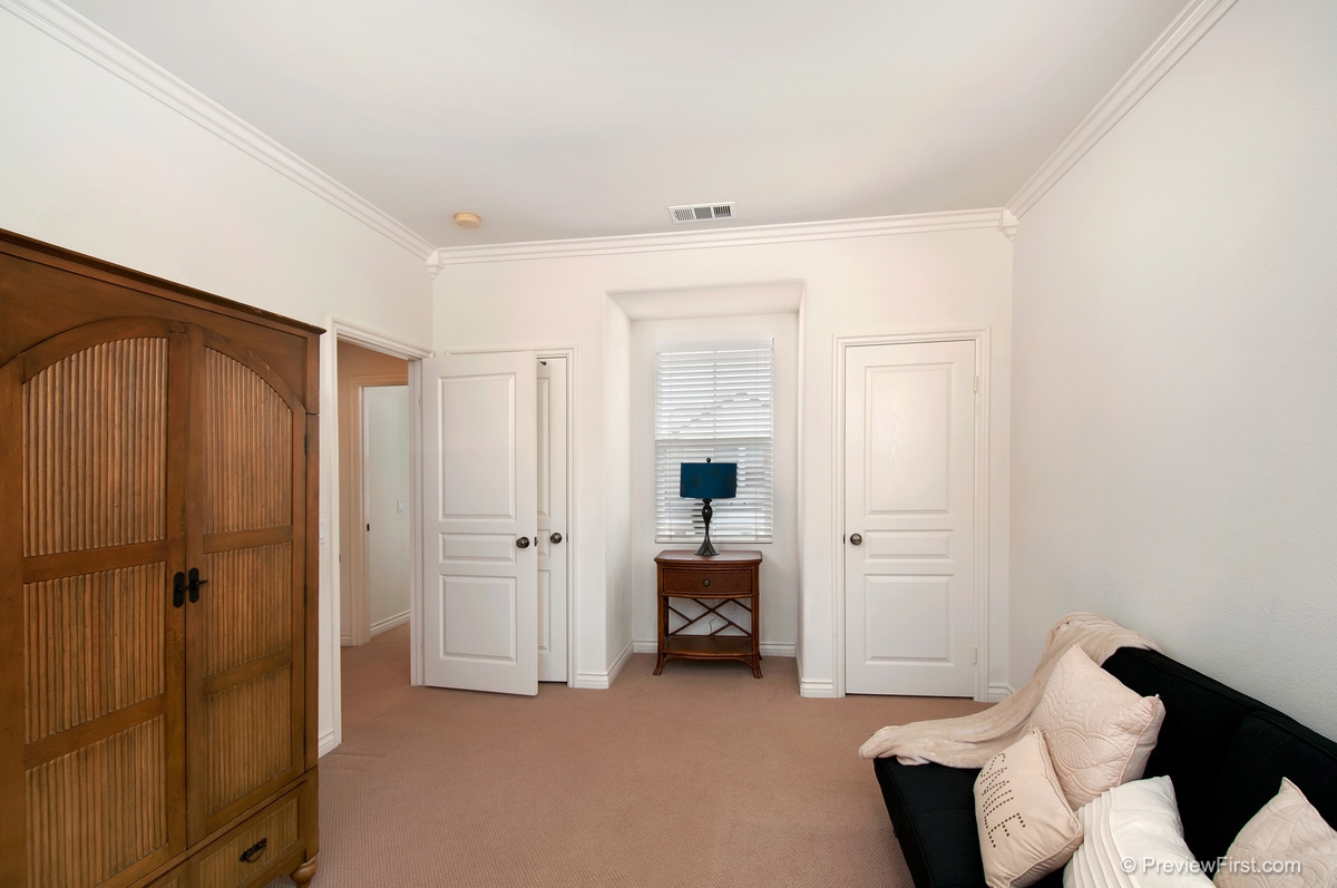 2661 Paradise Road Carlsbad, CA 92009 - Photo 20 of 25 Gallery Image 20