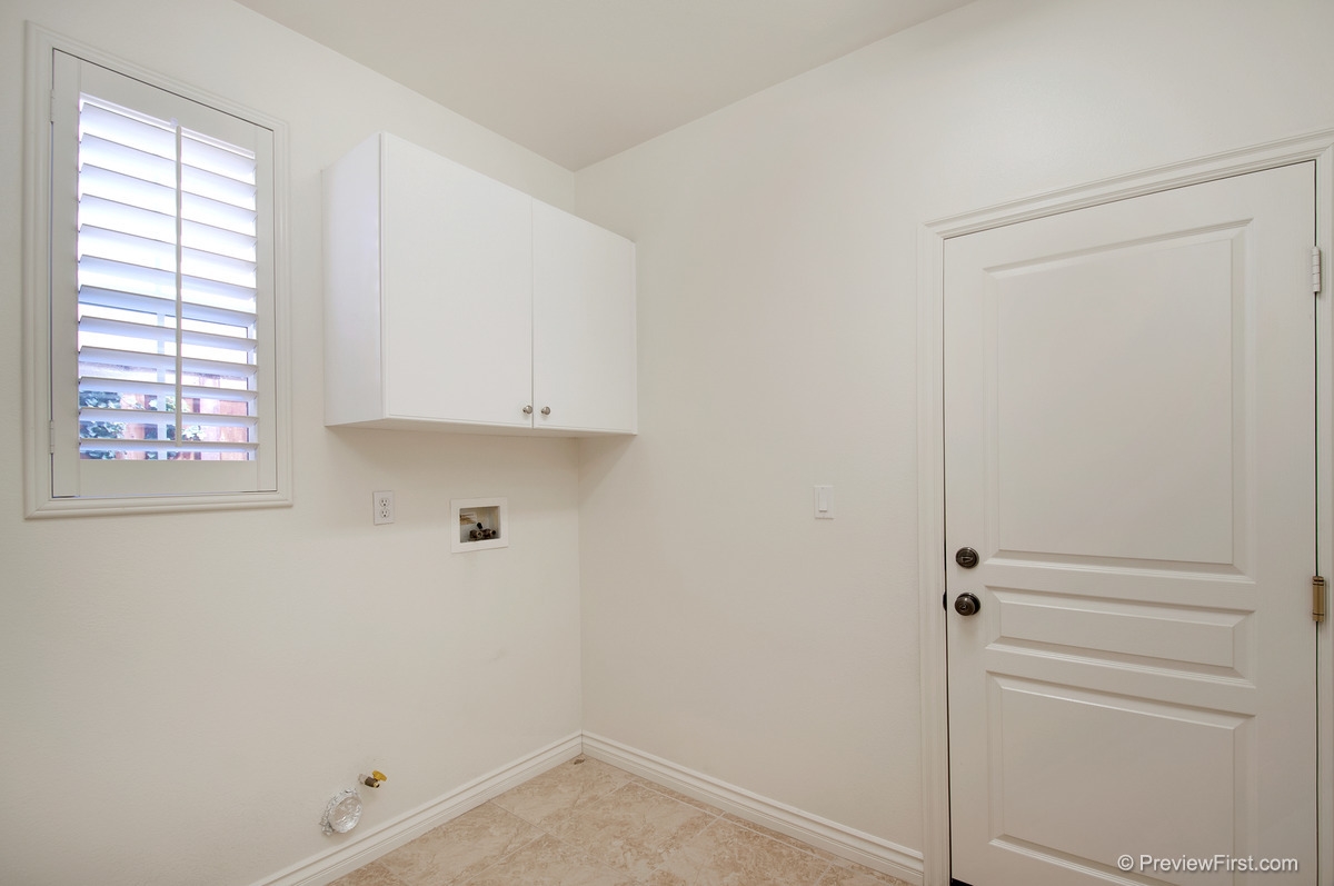2661 Paradise Road Carlsbad, CA 92009 - Photo 21 of 25 Gallery Image 21