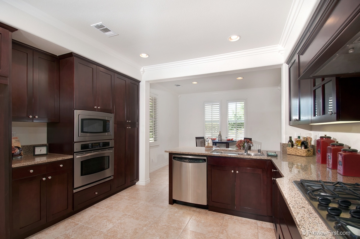 2661 Paradise Road Carlsbad, CA 92009 - Photo 4 of 25 Gallery Image 4