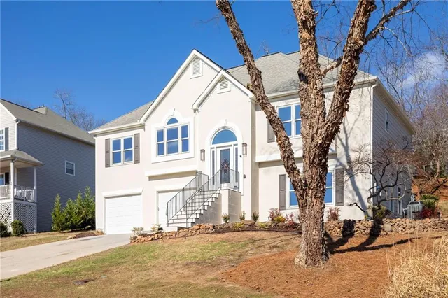 $575,000 | 874 Soaring Circle Northeast, Marietta, GA 30062