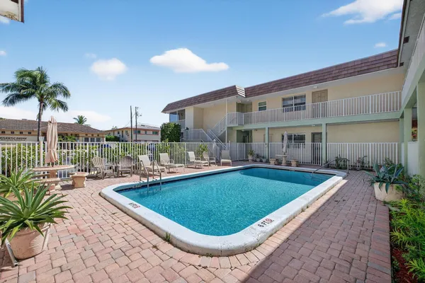 $250,000 | 1450 North Riverside Drive, Unit 102, Pompano Beach, FL 33062