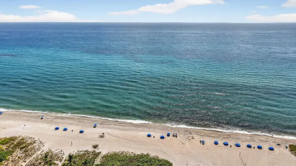 $250,000 | 1450 North Riverside Drive, Unit 102, Pompano Beach, FL 33062