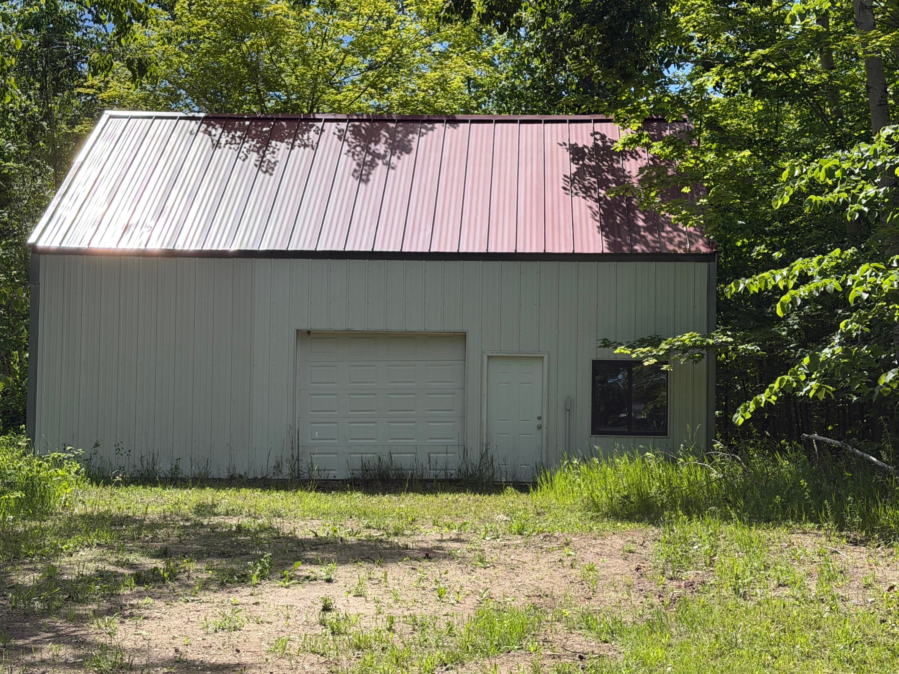 9450 French Road Alpena, MI 49707 - Photo 2 of 46 Gallery Image 2