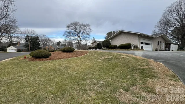 $599,995 | 938 Sandswood Drive, Gastonia, NC 28054
