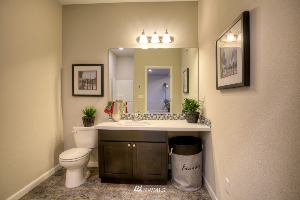 15917 Meridian Avenue South Bothell, WA 98012 - Photo 16 of 25