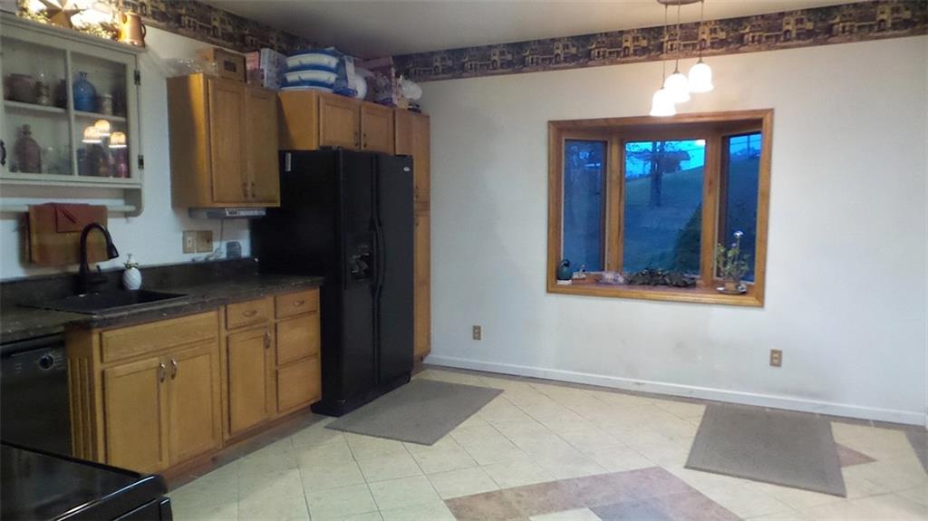 356 Pine Hollow Road Trafford, PA 15085 - Photo 5 of 14 Gallery Image 5