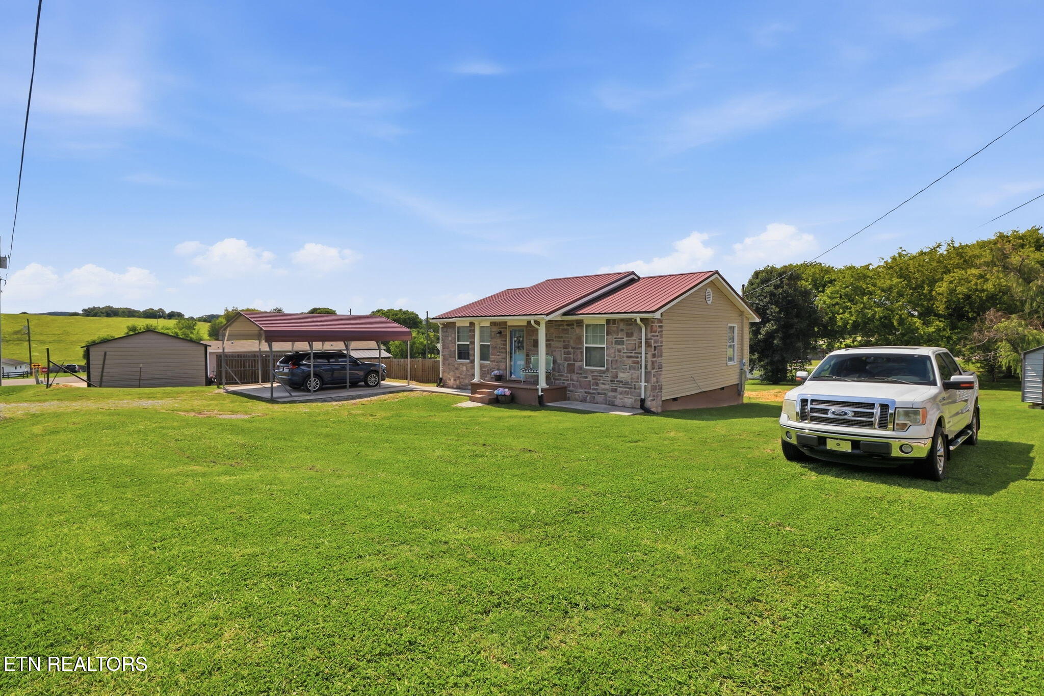 293 Watkins Road East Loudon, TN 37774 - Photo 18 of 20 2-web-or-mls-DZ3A6034
