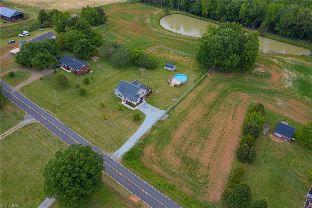 6231 West Ten Road Mebane, NC 27302 - Photo 3 of 30 Gallery Image 3