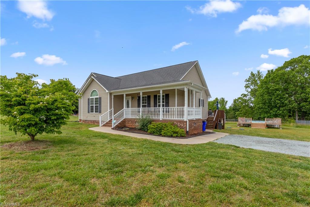 6231 West Ten Road Mebane, NC 27302 - Photo 8 of 30 Gallery Image 8