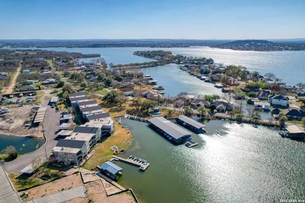 $395,000 | 806 Highcrest Drive, Unit 13, Granite Shoals, TX 78654